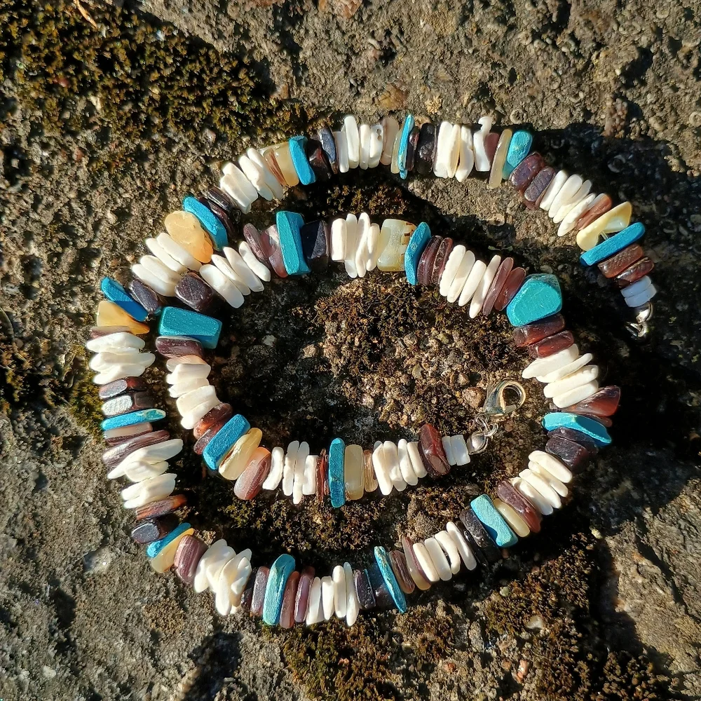 Vintage, handmade Hawaiian style shell and stone necklace, surf core, bohemian